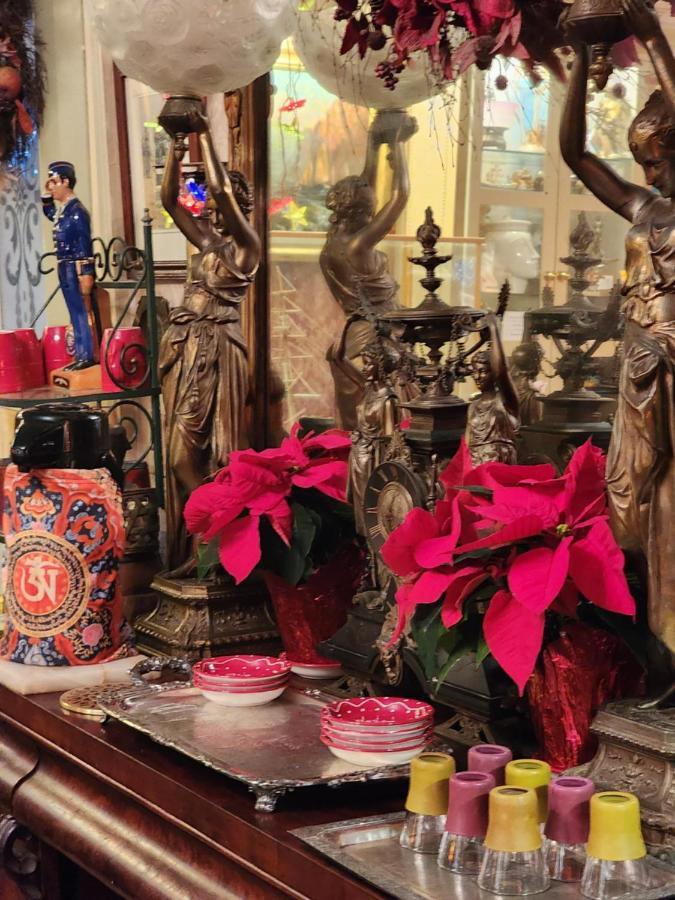 ميستيك House Of 1833 Bed And Breakfast المظهر الخارجي الصورة