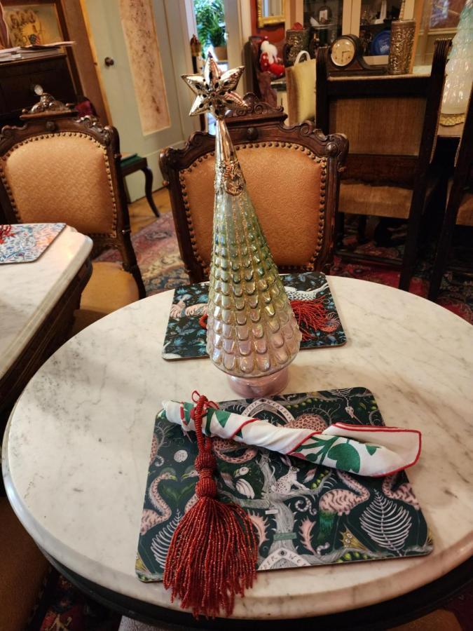 ميستيك House Of 1833 Bed And Breakfast المظهر الخارجي الصورة