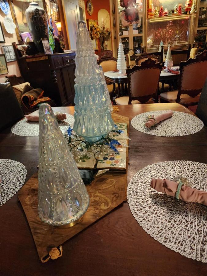 ميستيك House Of 1833 Bed And Breakfast المظهر الخارجي الصورة