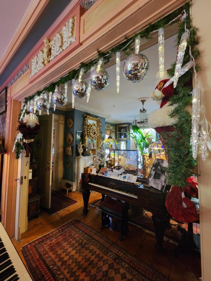 ميستيك House Of 1833 Bed And Breakfast المظهر الخارجي الصورة
