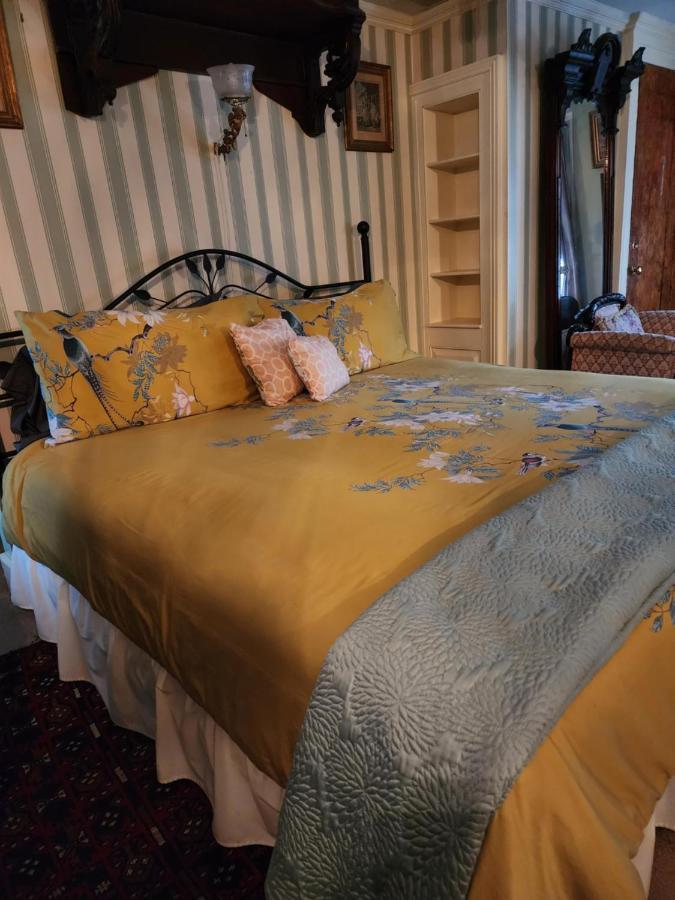 ميستيك House Of 1833 Bed And Breakfast المظهر الخارجي الصورة